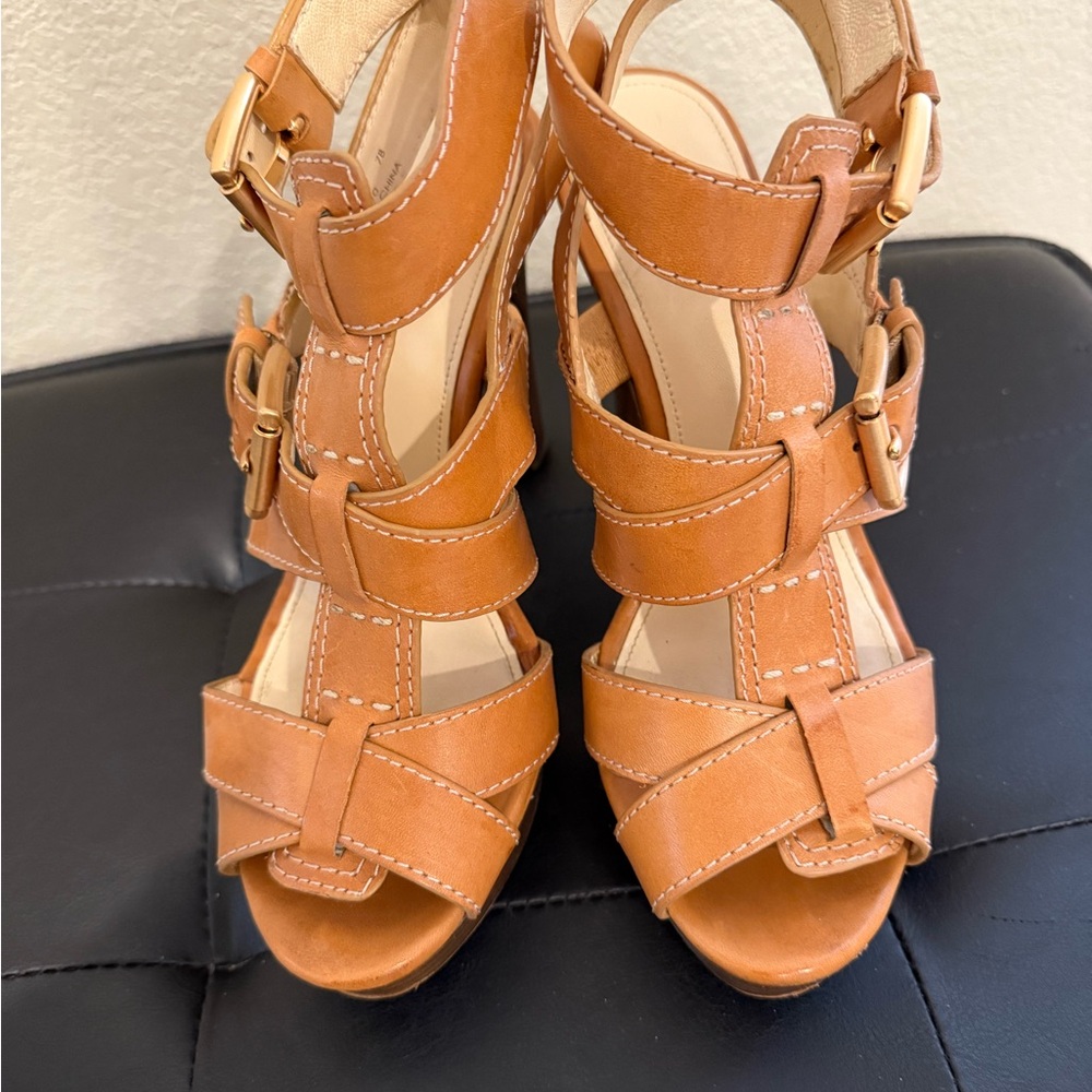Stylish Tan Leather Women's Sandals